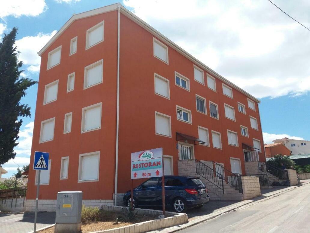 Apartman Petra Trogir Zewnętrze zdjęcie